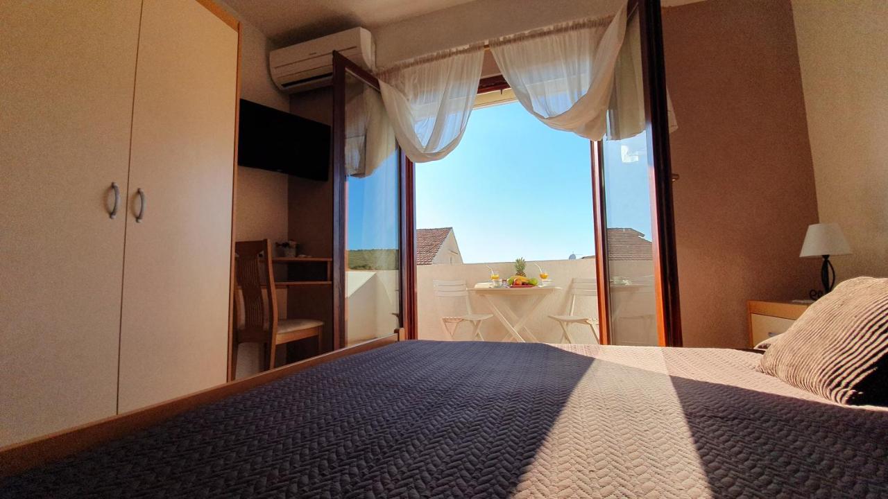 Apartments Sime Sukošan Εξωτερικό φωτογραφία